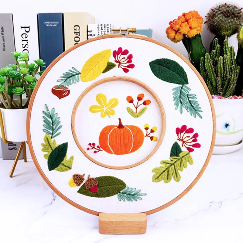 Embroidery Starter kit with Animal Design and English Instructions small order accepted