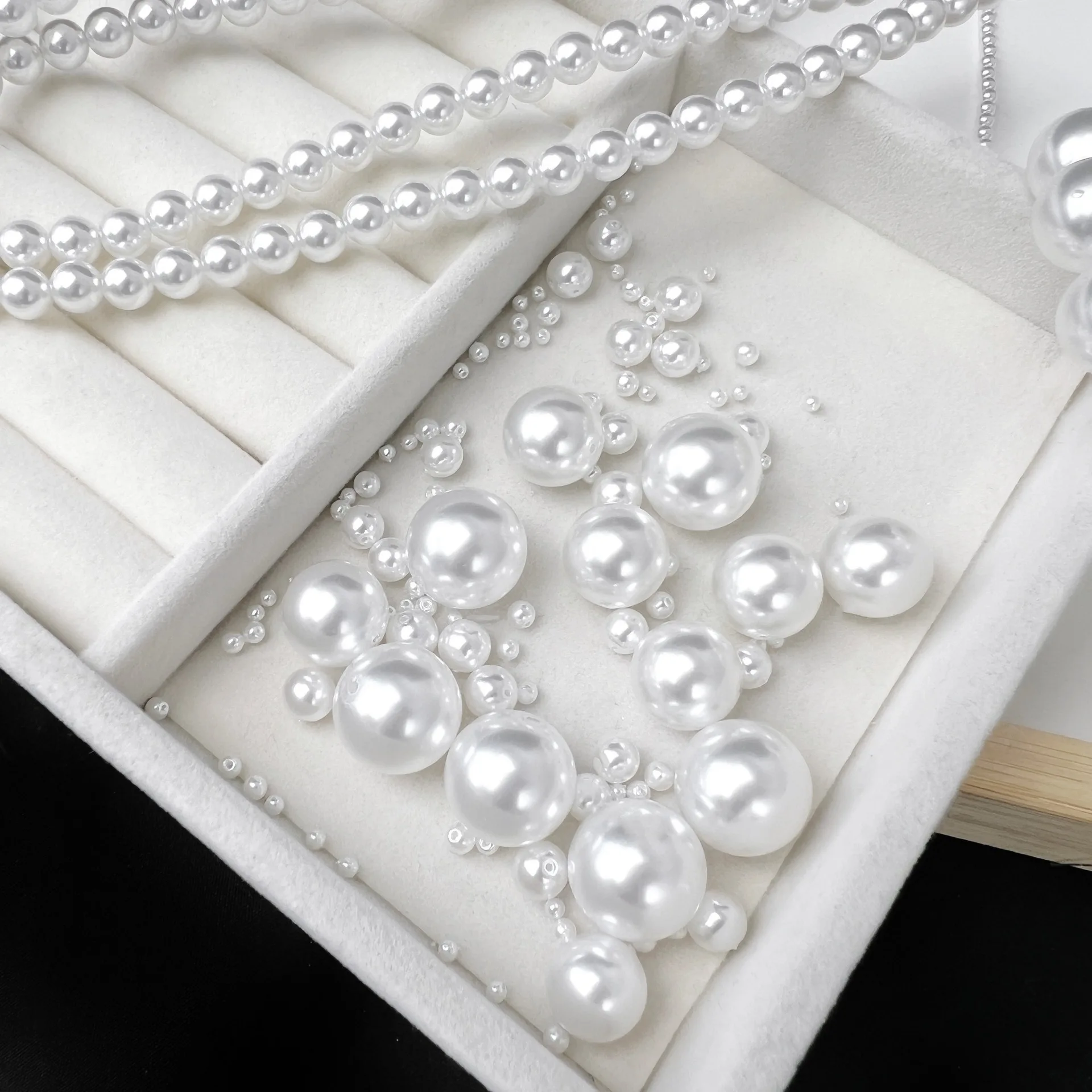 High Quality 3-10mm Crystal Pearls Hot Sale Wholesale Bulk Round Glass Pearls for Jewelry Making