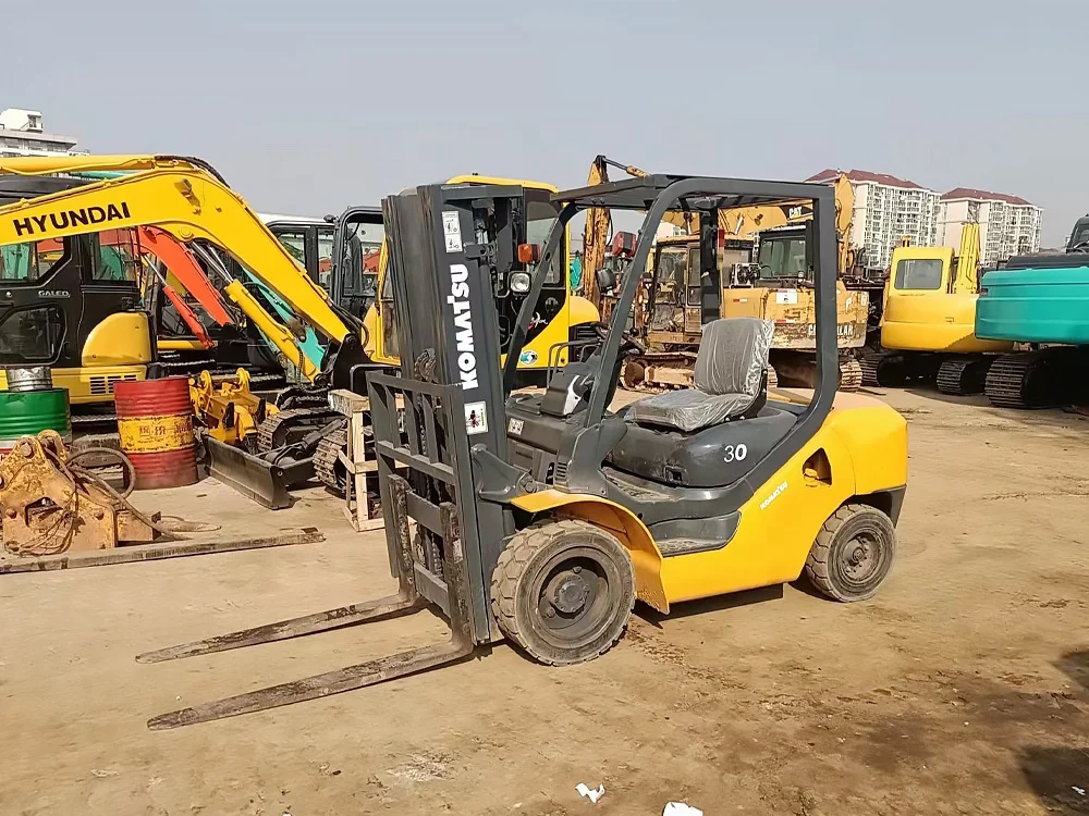 Good Condition Japan Original 3ton Forklift Used Komatsu Forklift FD30