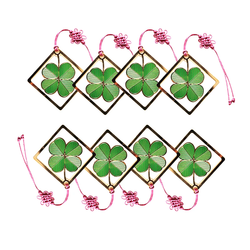 Благородная Золотая отделка в сочетании с простыми цветами и элегантными кисточками металлические закладки