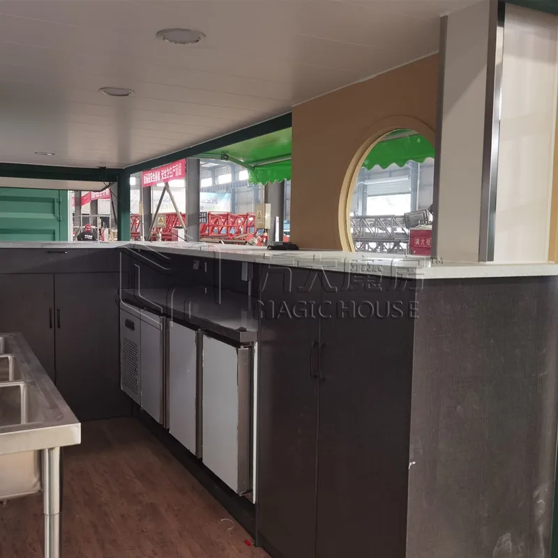 Versatile Two-storey Container Coffee Shop: Lift-able Terrace, Customizable Design, and On-the-Go Brewing