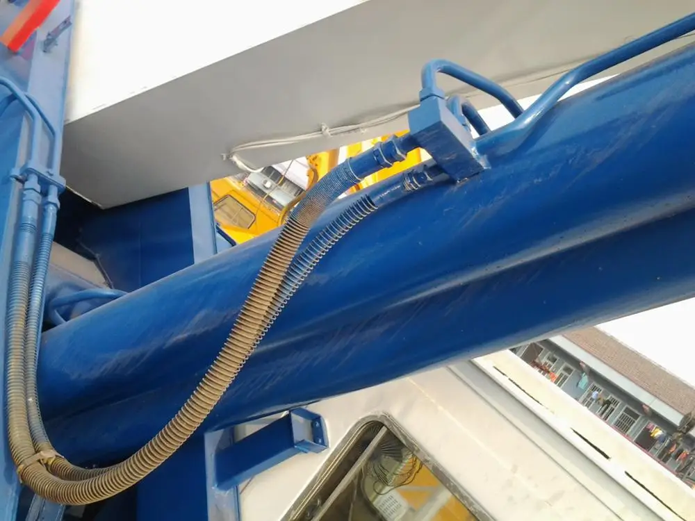 Japan Used Tr300m Mobile Rough Terrain Truck Crane 30 Ton For Sale