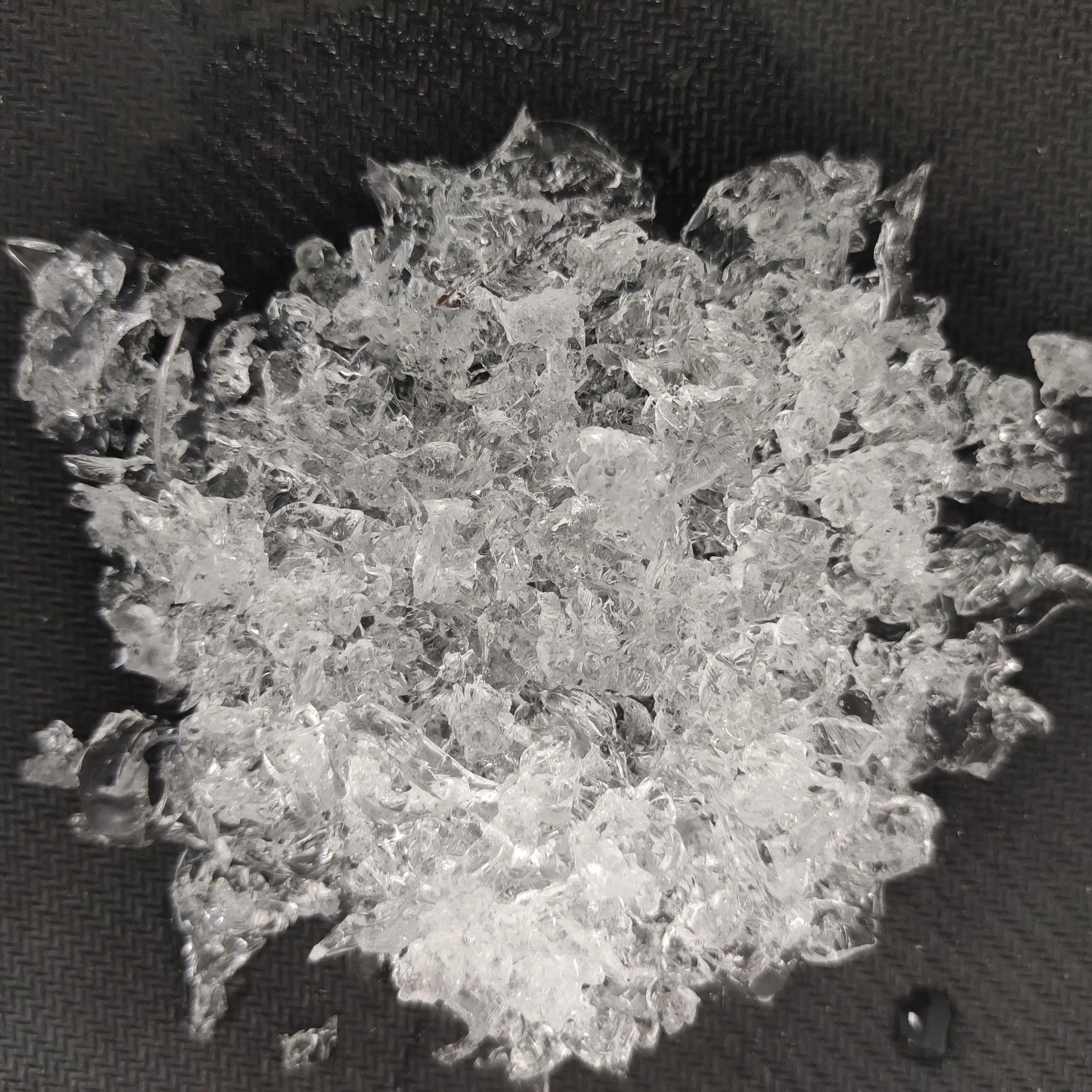 absorbing water polymer for the growing toys