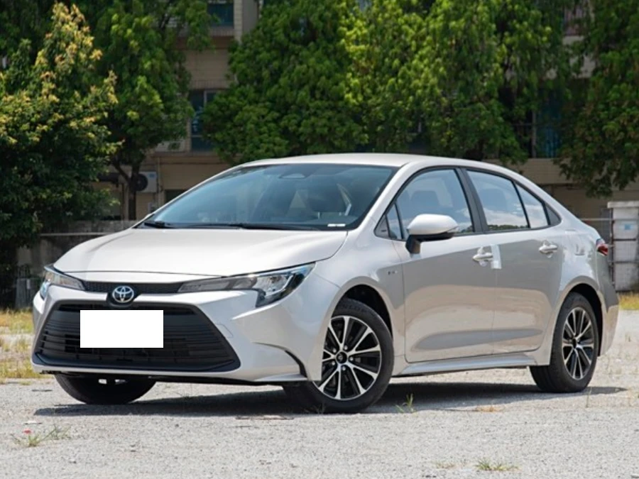 Прямая поставка с завода низкая цена автомобиль китайский GAC Toyota LEVIN 2024 модель 1 8 л ведущая версия