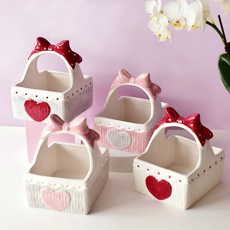 Lovely hot sale multi function candy flower wedding gifts storage ceramic gifts shaped as basket with angels and hearts