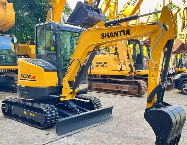 3. 6 Ton 0.12Cbm Mini Crawler Excavator SE36SR Digger