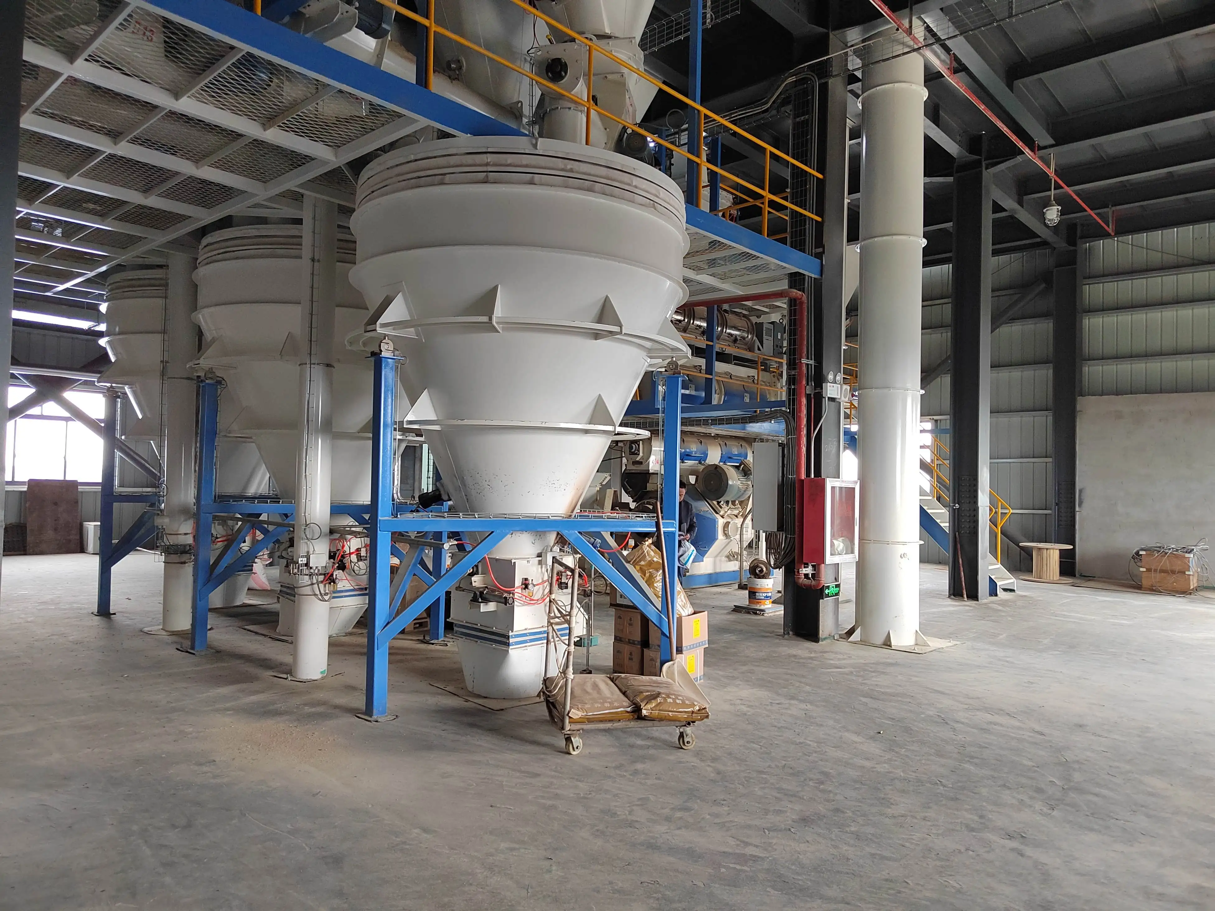 Fish food pellet machine floating fish feed extruder pet food feed pellet making extruder for feed