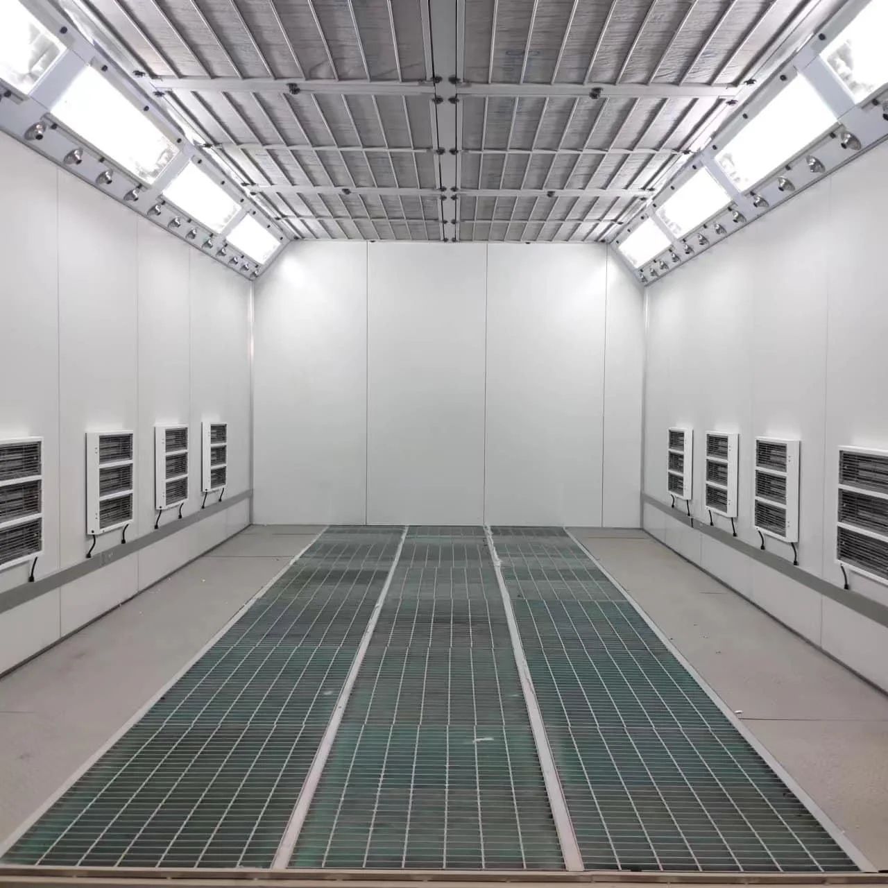 Electric/ Diesel heating Car Spray Booth  7m*4m*3.2m Gas heating paint room Car paint booth Car baking Oven