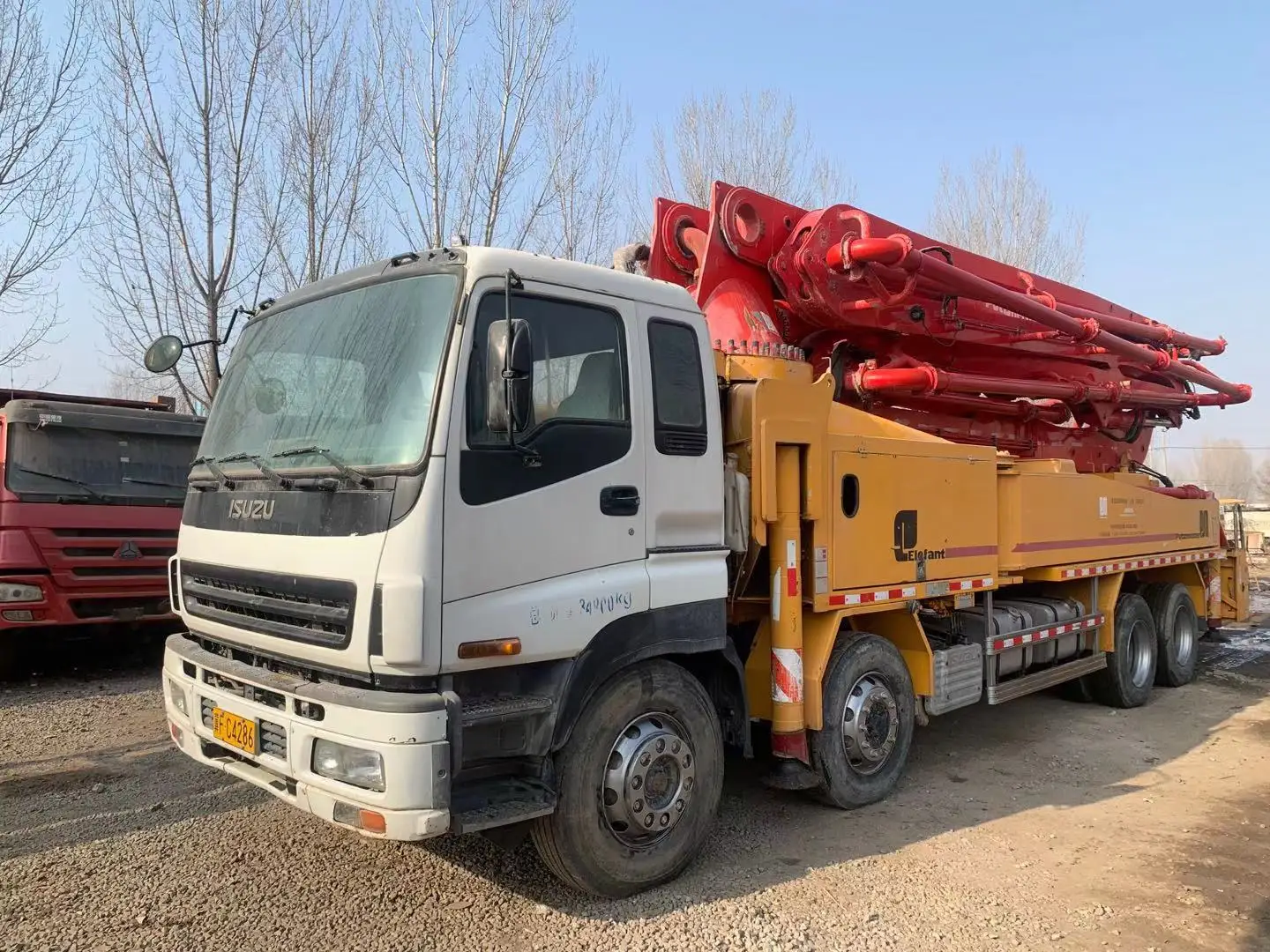 Used ISUZU Chassis Truck Putzmeister 42M Mounted Concrete Pump truck for sale