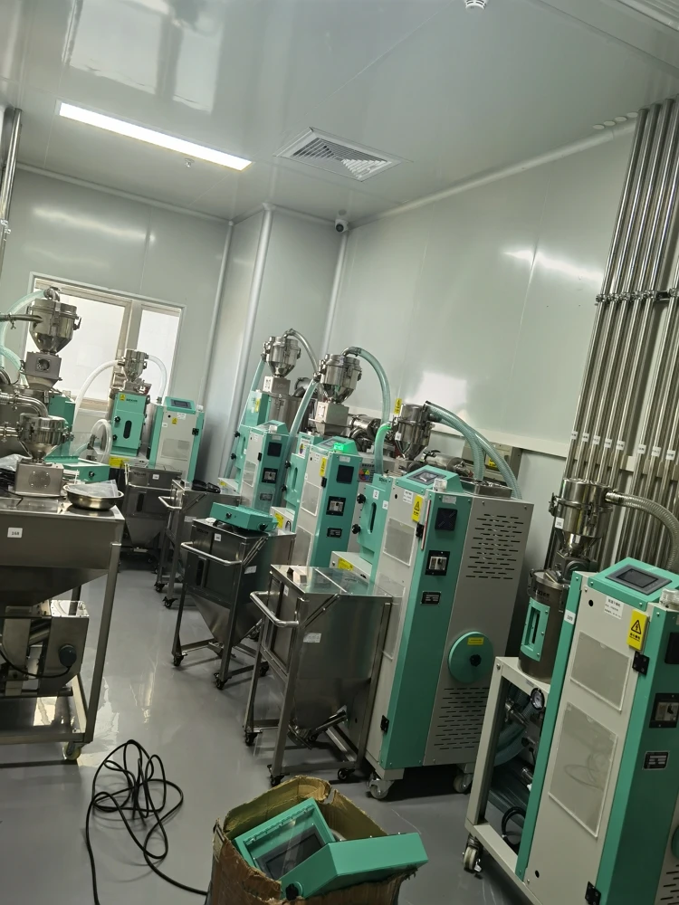 energy efficient multi function three-in-one compact industrial plastic materials dehumidifying dryer for extruder plant