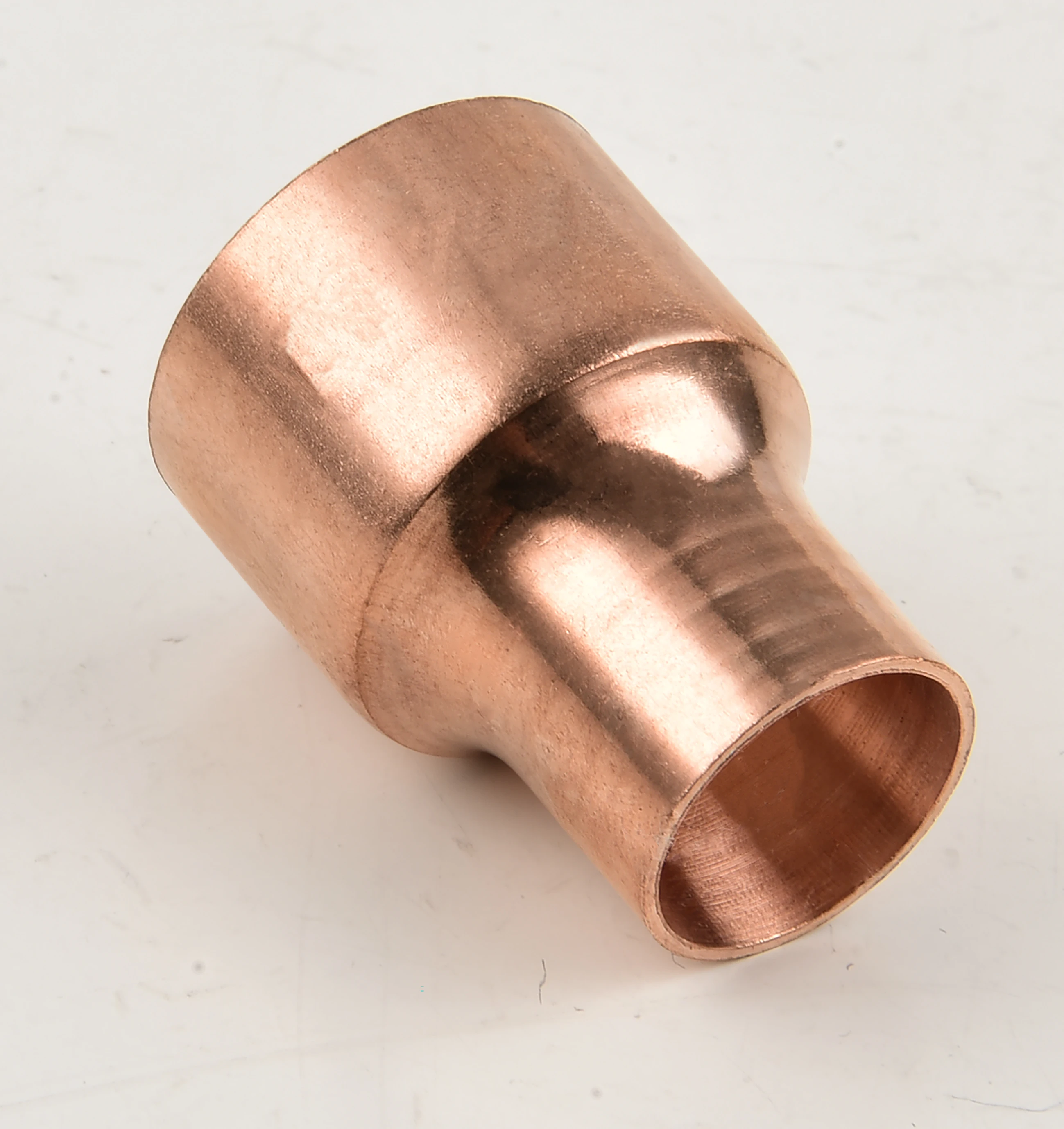 China factory produces and sale copper pipe fittings/copper elbows for various household appliances gas water heater spare part