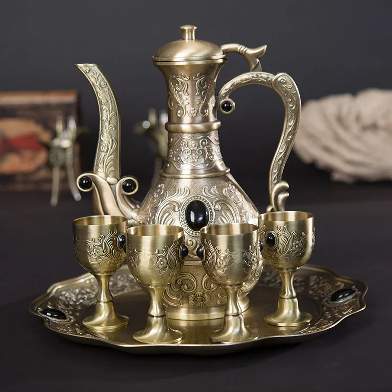 Wine set metal suit ancient white wine glass court retro Russian hip flask gift box wine splitter