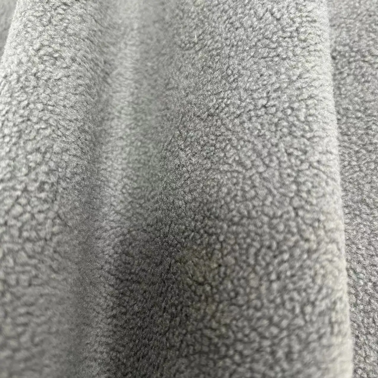 Wholesale Hot Sale 100% Polyester Waterproof and Breathable Fleece Fabric for Winter Garments&Warm Home Textiles