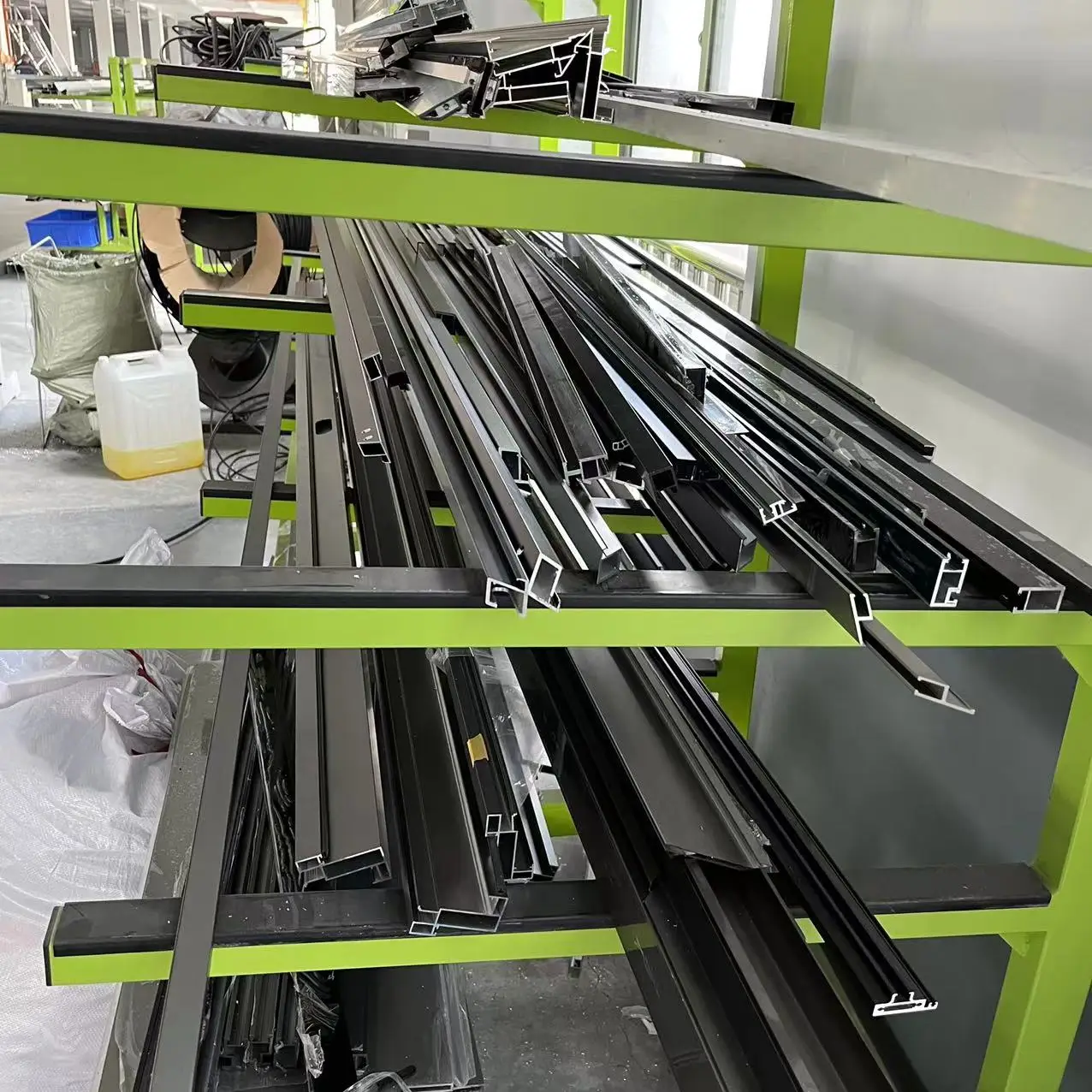 China manufacturer customization super quality aluminum profile for aluminum frame glass display cabinet and walk in wardrobe