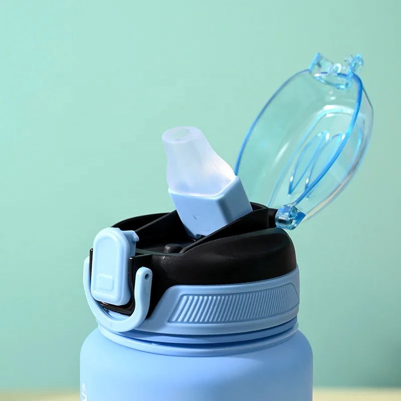 BPA Free 1L Sport Water Bottle with Straw Lock Cover Leakproof Time Markings Motivational Gym Accessory Unisex Outdoor Activity