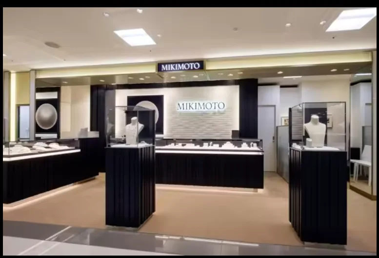 New Design Artistic Watch Display Stand Showcase for Retail Watch Store