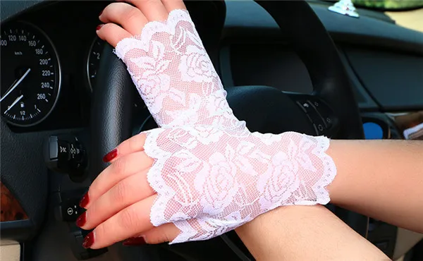 
New Women Fashion Summer Short Mitten Women Sunscreen Fingerless Gloves Driving Anti-uv Half Finger Lace Gloves 