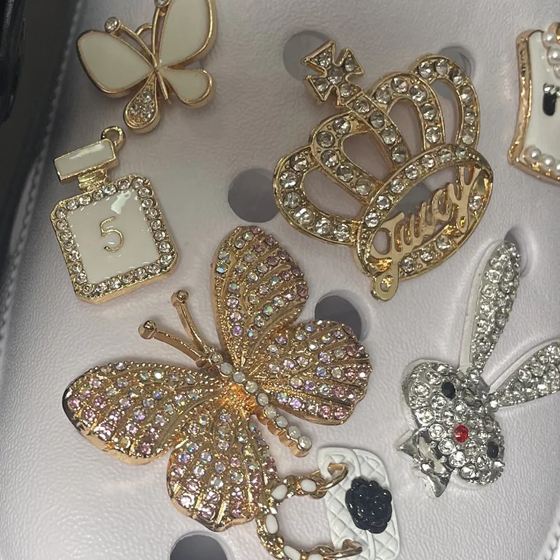 Gold and silver Blessed products Ready stock Diamond Shoe Decorations Crystal Clog luxury bling designer croc charms