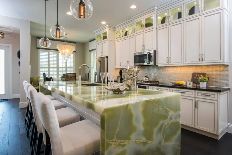 customizable High Quality Polished Natural Onyx Slab Green Onyx for Interior Decoration