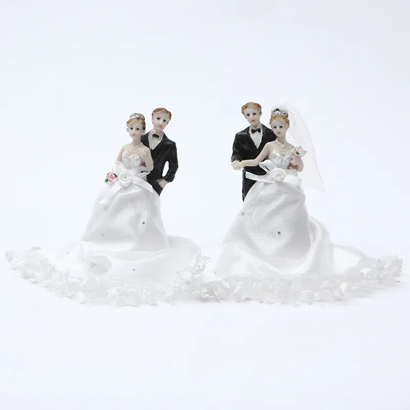 READY TO SHIP RESIN ROMANTIC WEDDING STANDING COUPLE BRIDE GROOM SMALL STATUES FOR CAKE TOP DECORATION GIVEAWAY SOUVENIR GIFTS