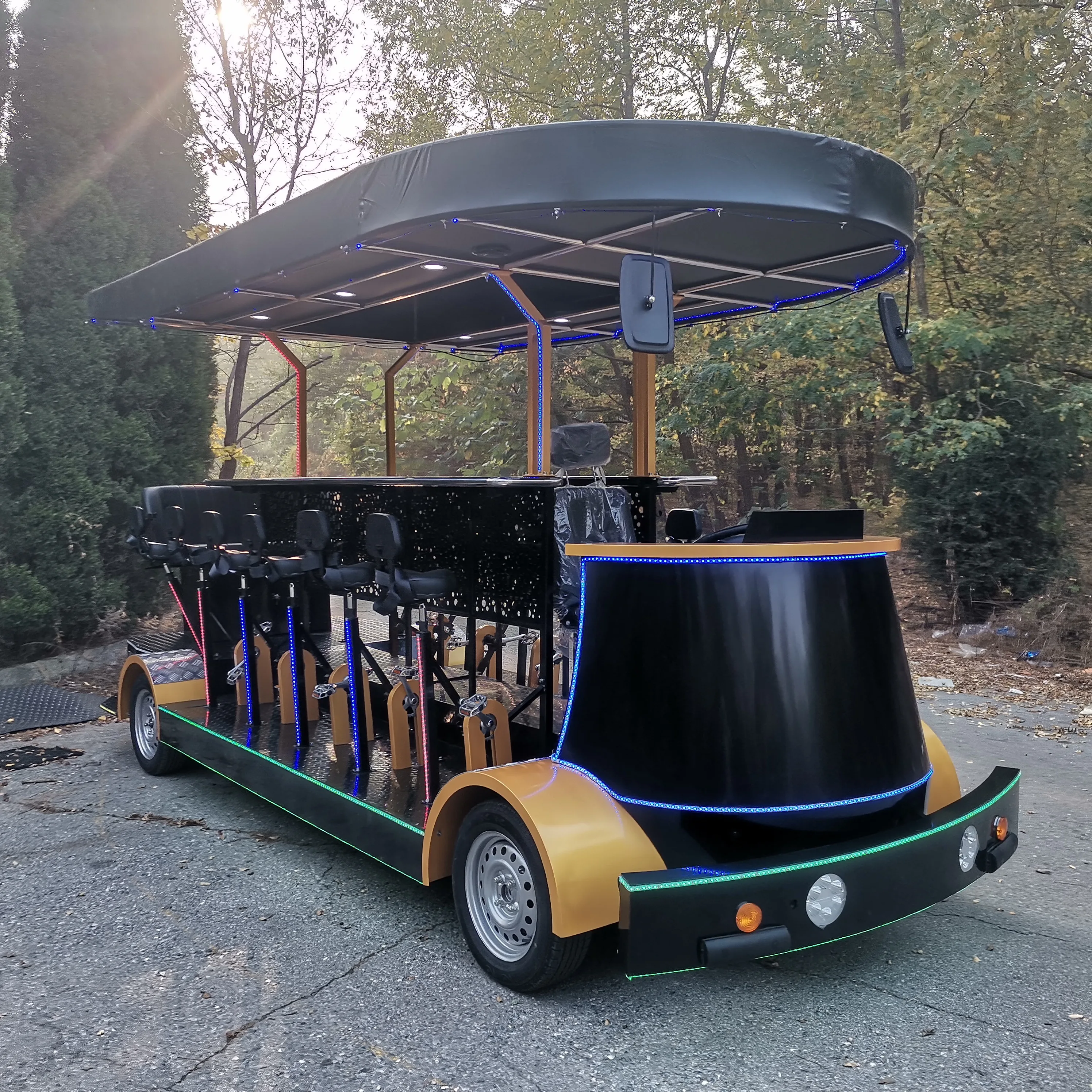 Mobile fast food vending party bike Mobile beer bike for sale Sightseeing four wheel tricycle Electric Beer beer bike