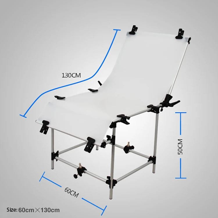 Заводская распродажа съемки продукта Таблица/стол натюрморт черно-белый фотографический