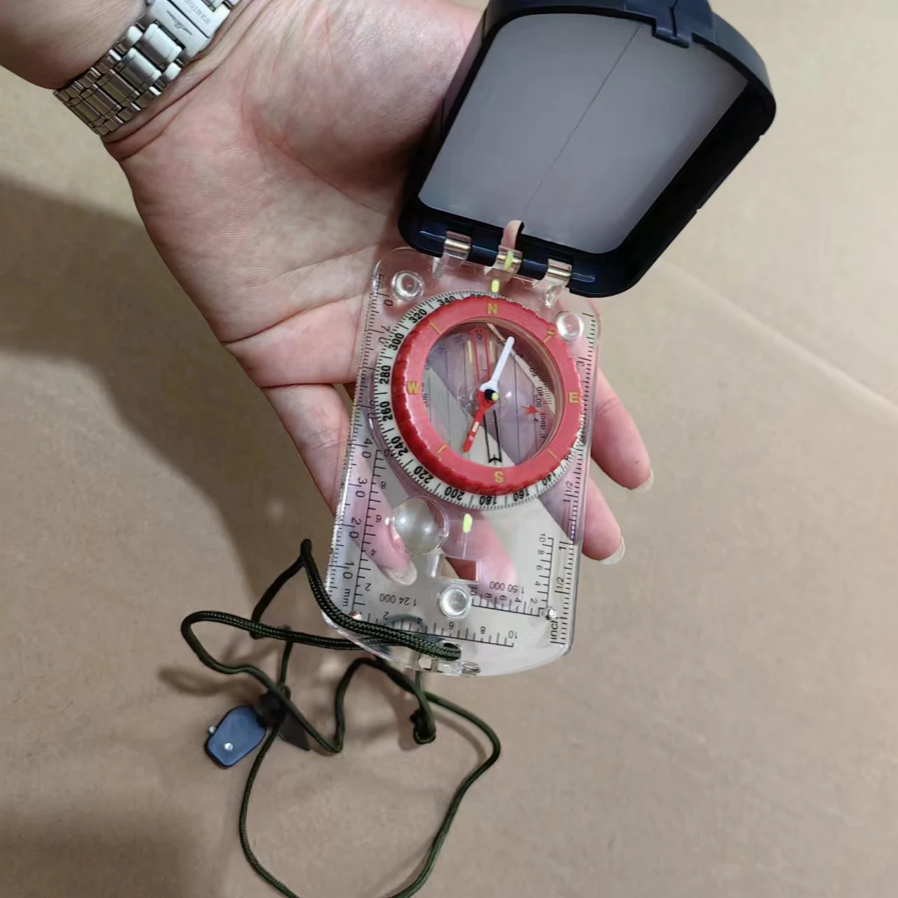 BLZ-3 Multi-function Outdoor Camping Compass Geologic Fluorescent Portable Digital Compass