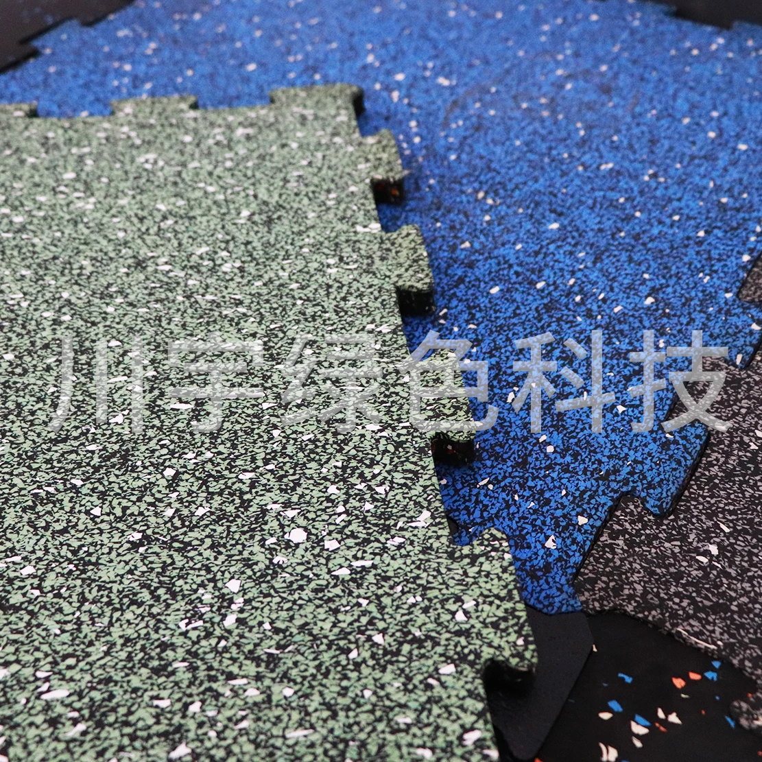 Factory Customized Jigsaw Mat Rubber Gym Flooring Protective Interlocking Interlocking for Gymnasiums