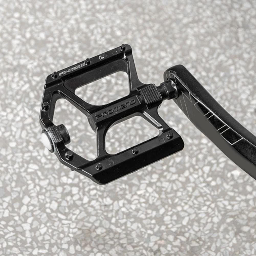 Non-slip Durable 110MM Width Aluminum 9/16 LED Bicycle Pedal Bicycle Warning Light Pedal