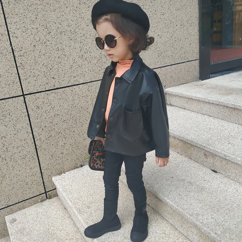 Детские кожаные куртки осень 2021 Куртки из искусственной кожи для мальчиков и девочек куртка на весну Простые Топы