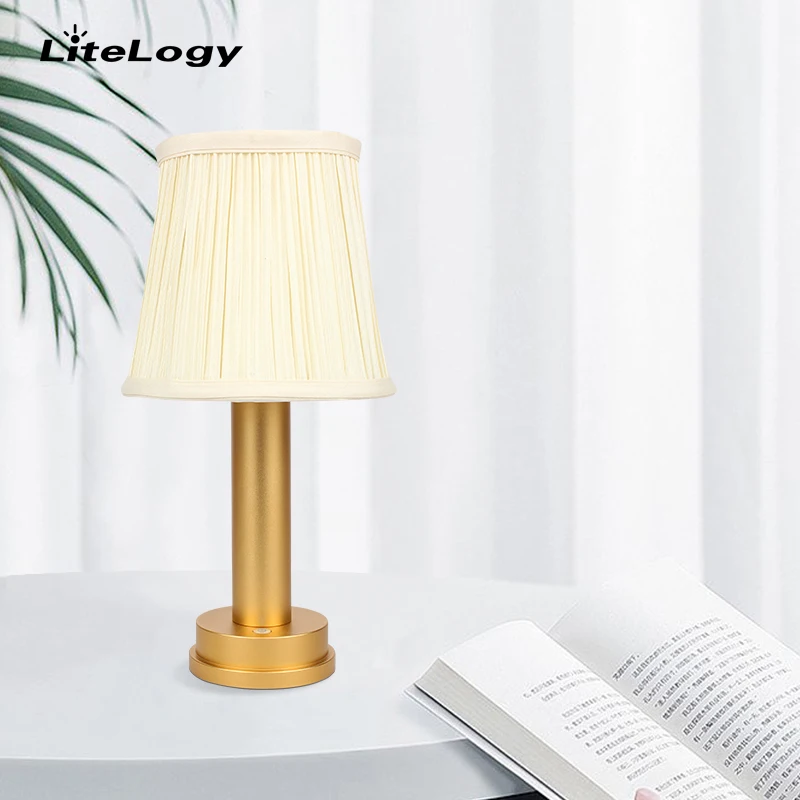 Nordic modern hotel table lamp fabric shade home decorative bedroom bedside metal desk lamp rechargeable