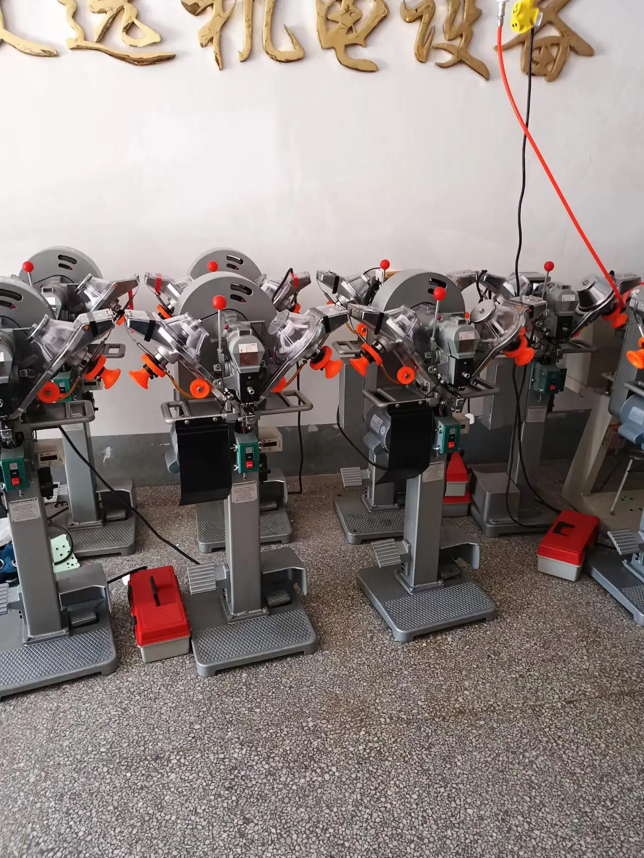 Automatic Metal Snap Fastener Riveting Machine Snap Button Pressing Machine