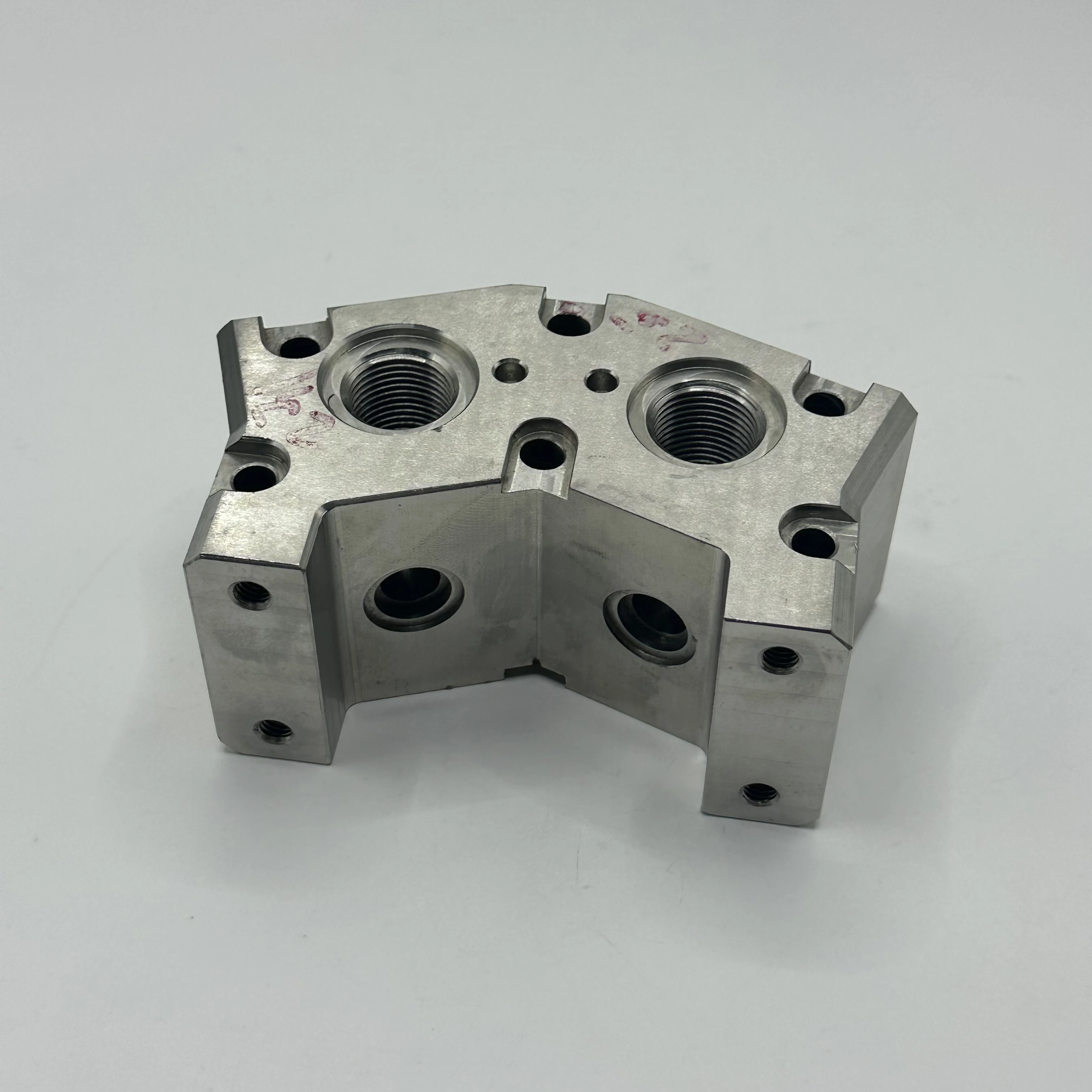 Пользовательские прецизионные CNC Обработанные запасные части из нержавеющей стали алюминиевые обрабатывающие услуги