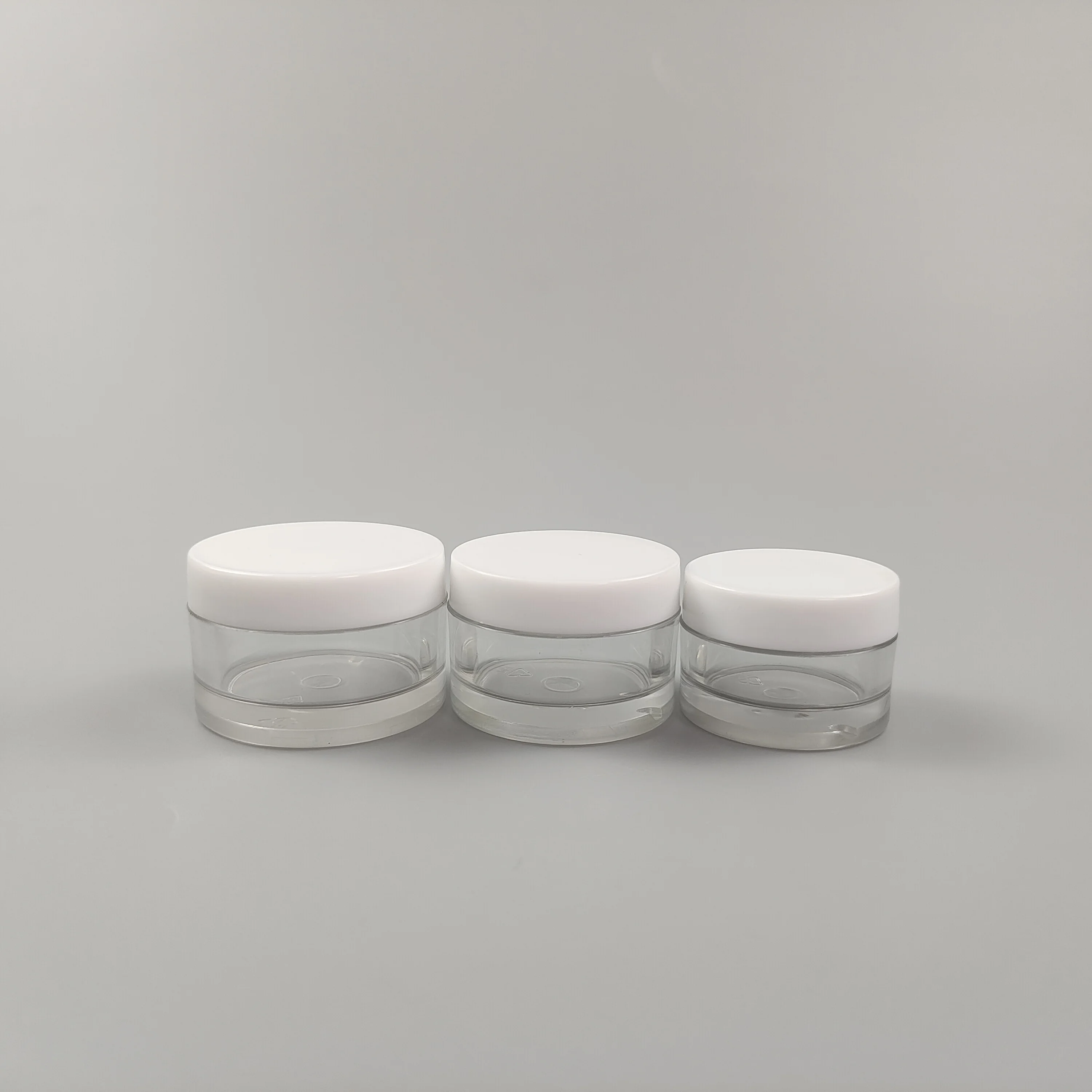 Customized plastic cans for environmentally friendly and reusable fillers wide mouth empty cosmetic containers, plastic cans