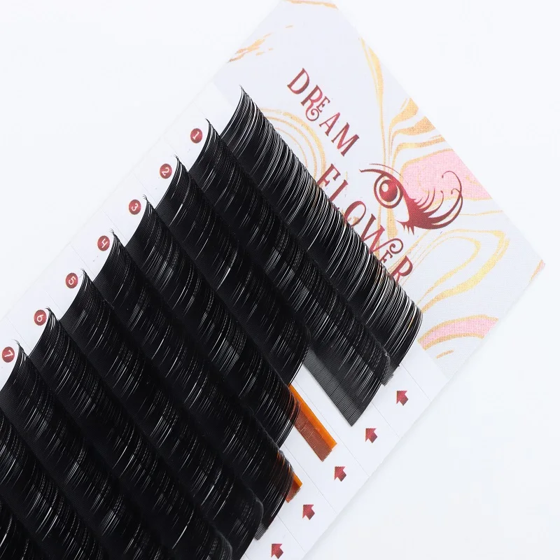 Free Sample of soft and black  russian lash extensions 5-25mm Length with customized lash volume extensions with cashmere extens