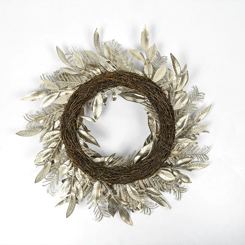 2022 Christmas Outdoor Wreath With Champagne Holly Pinecone Loops Christmas Decoration Artificial wreath For Front Door