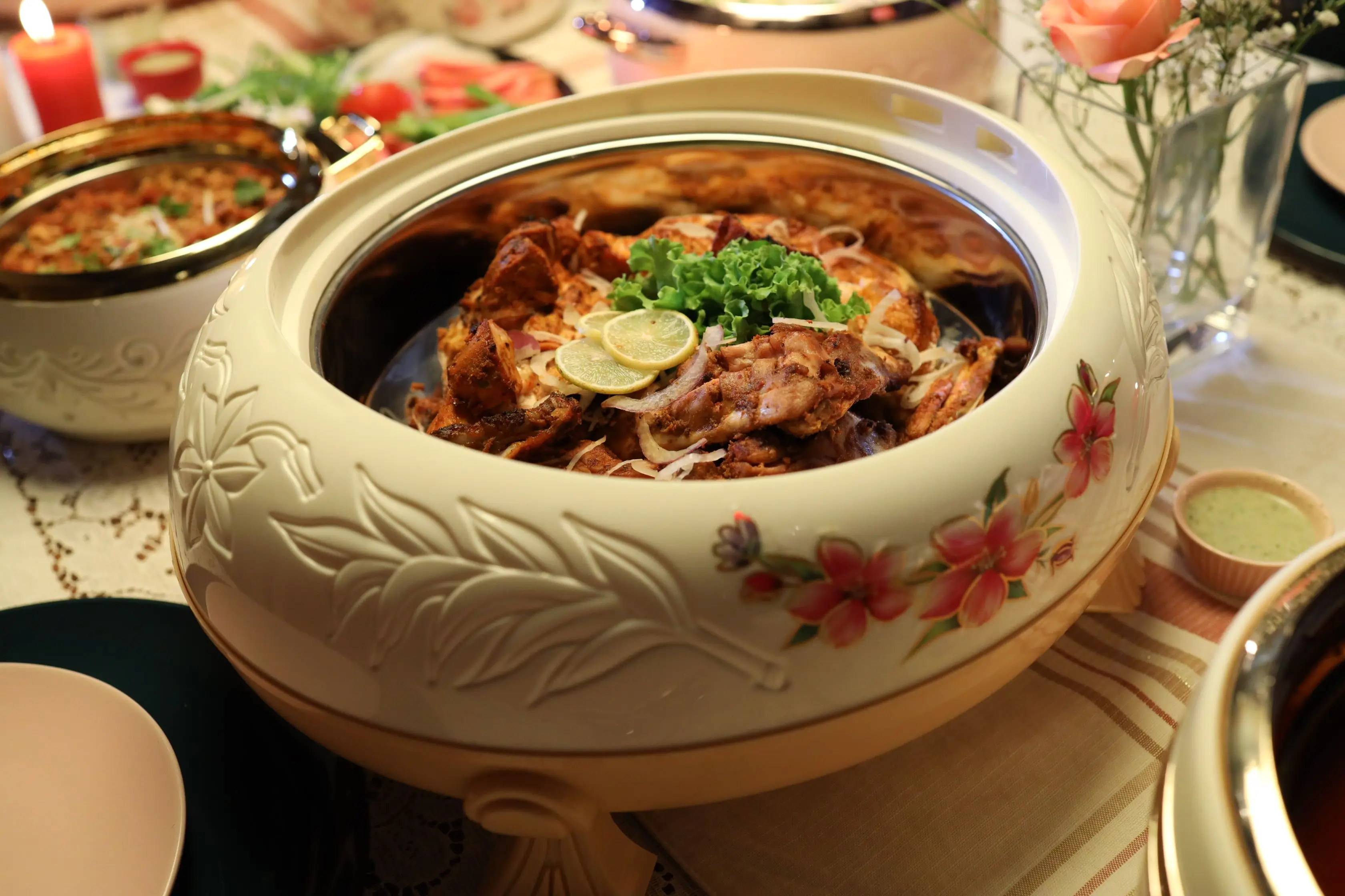 Manufacturer of High-Quality Color Casserole Stainless Steel Food Warmer Hotpot Curve Large - White