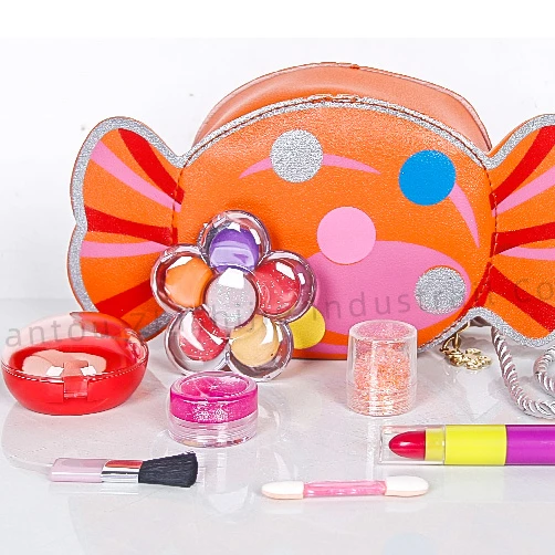
Little Princess Handbag Pretend Toy Beauty Make Up Gift Play Makeup Set for Little Girls 