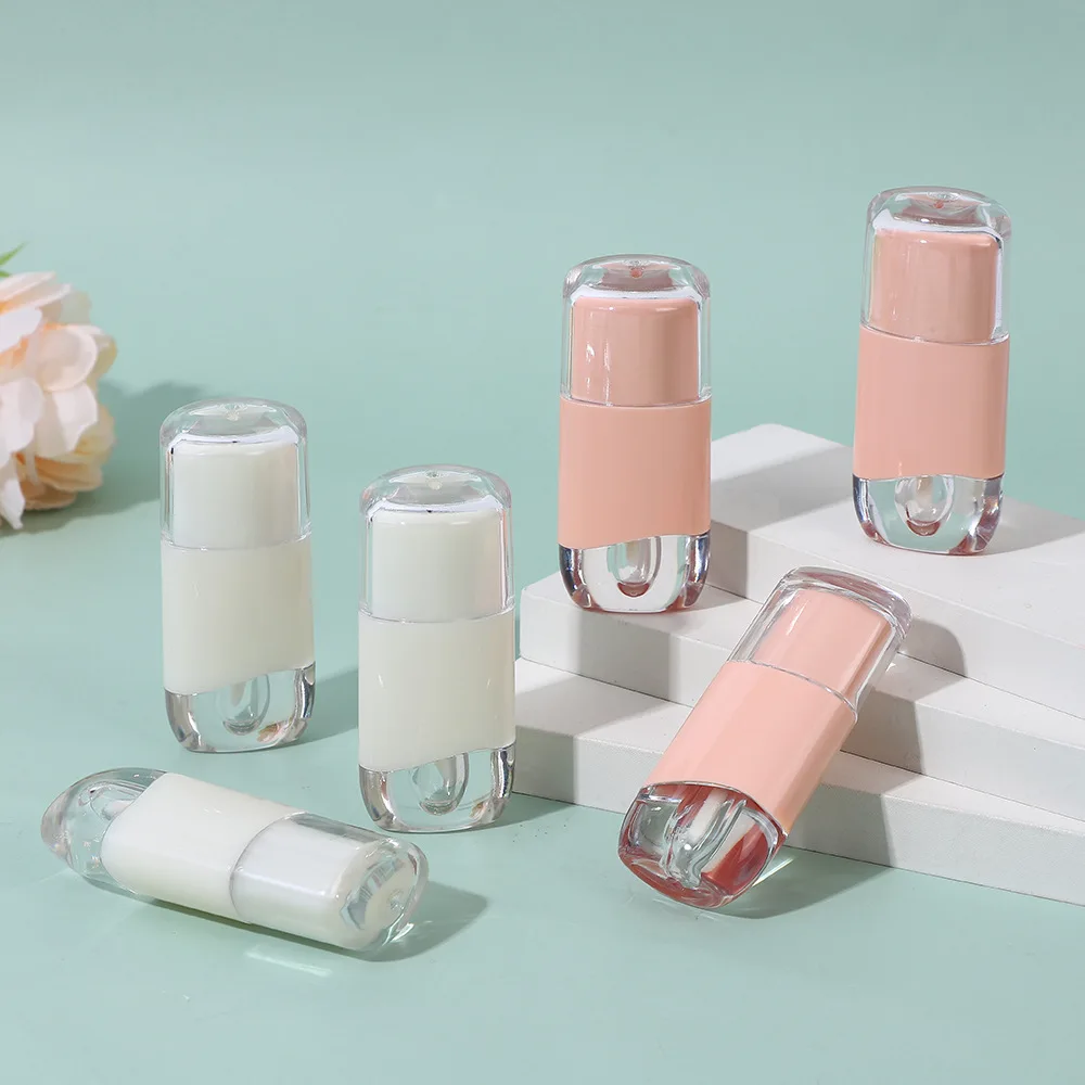 Elliptical Lip Gloss Tube Packaging Material 2.3ml Capacity Round My8854 75mm * 32mm