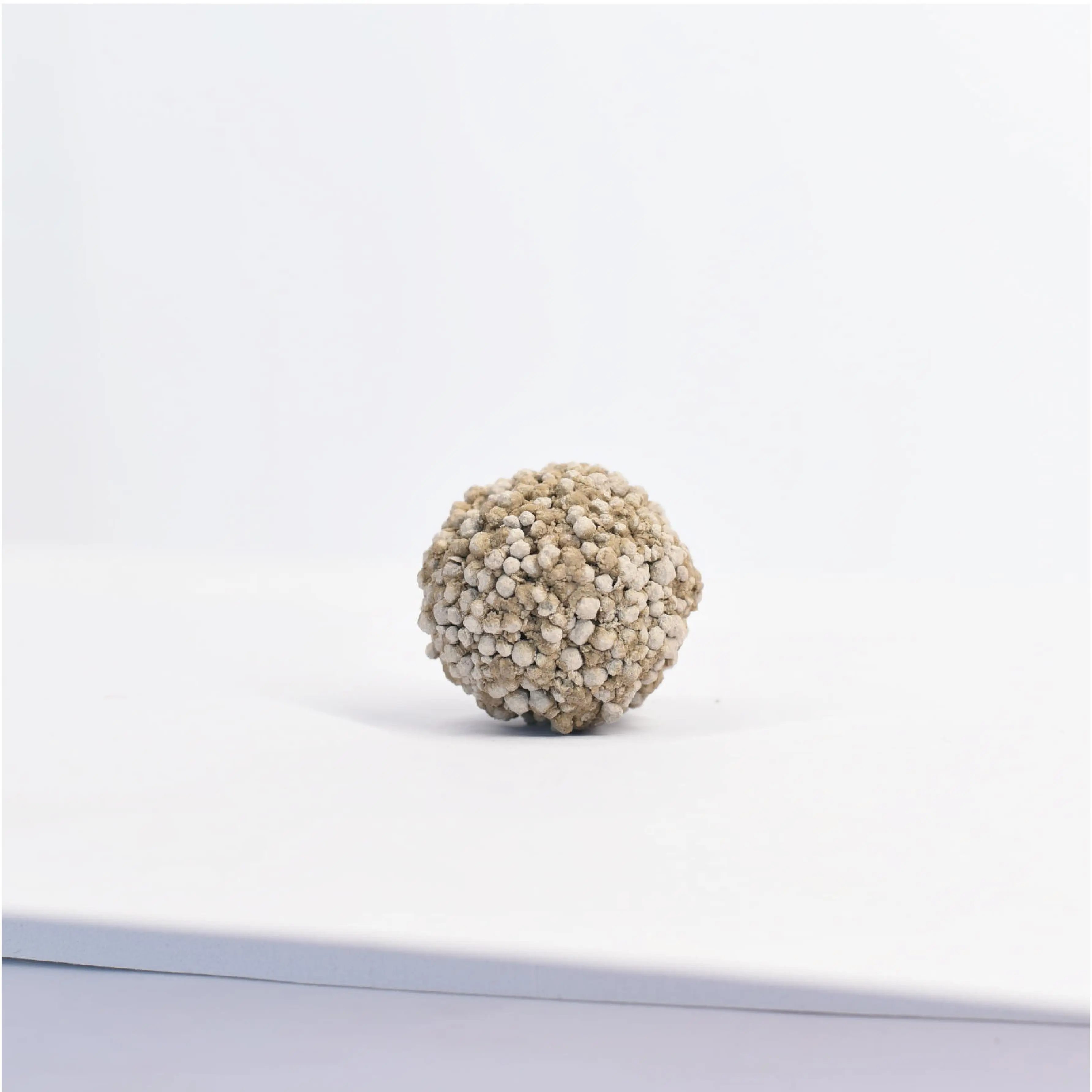 Factory Direct Sales OEM High Quality Tidy Pellet Spherical Bentonite Cat Litter