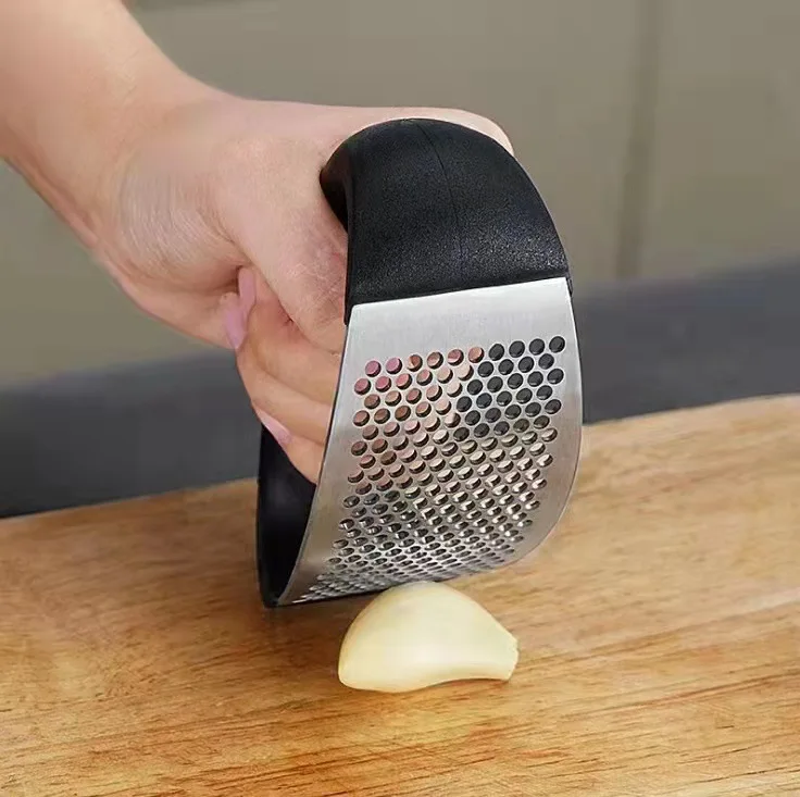 Stainless steel garlic press with handle garlic press brush garlic peeler set for kitchen
