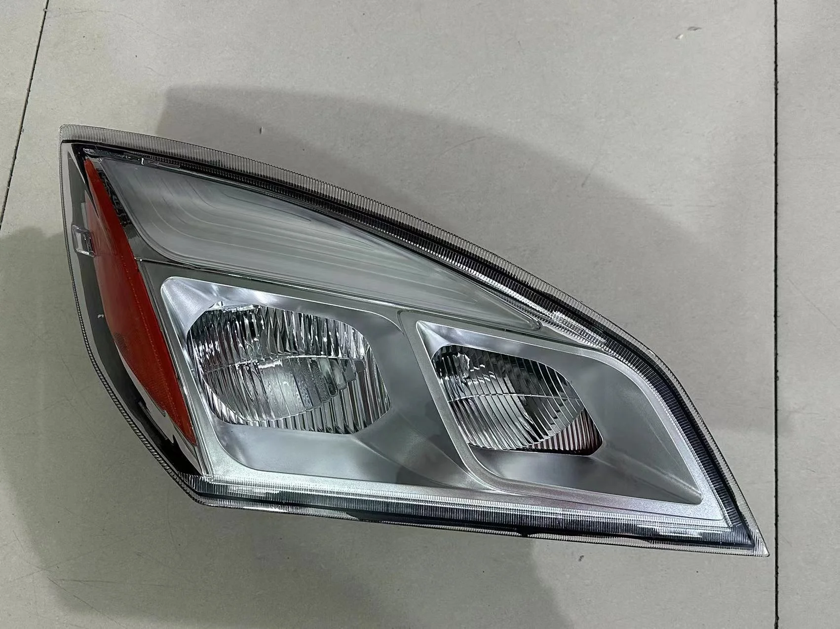 LED  Headlight Chrome  Driver Passenger side For Freightliner Cascadia 2018+