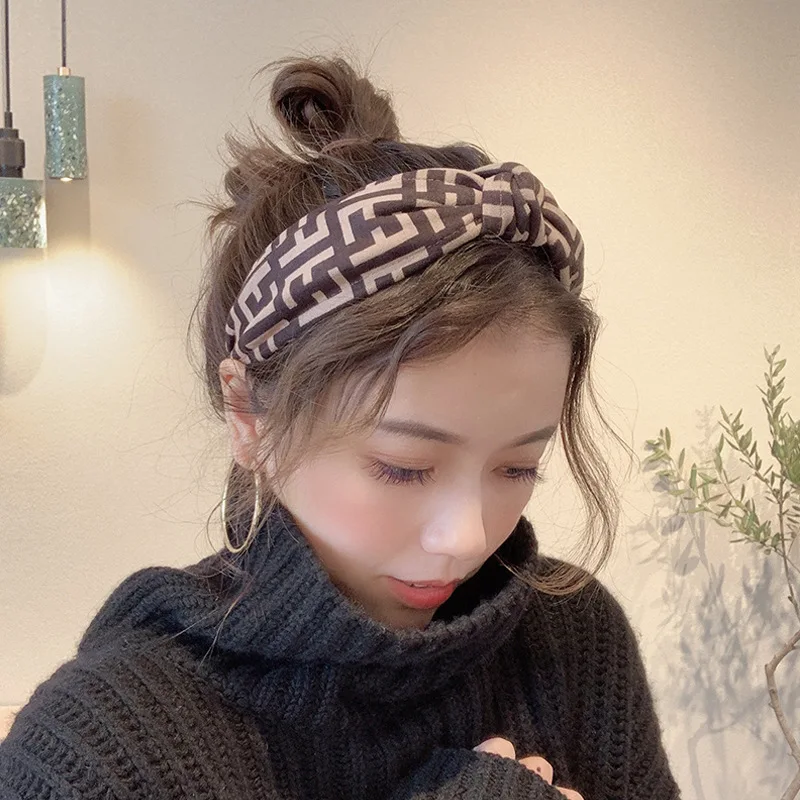 Factory Direct Luxury F Letter Face Wash Hair Band South Korea Import All-Match Headband Fragrance Hair Elastic Fabric