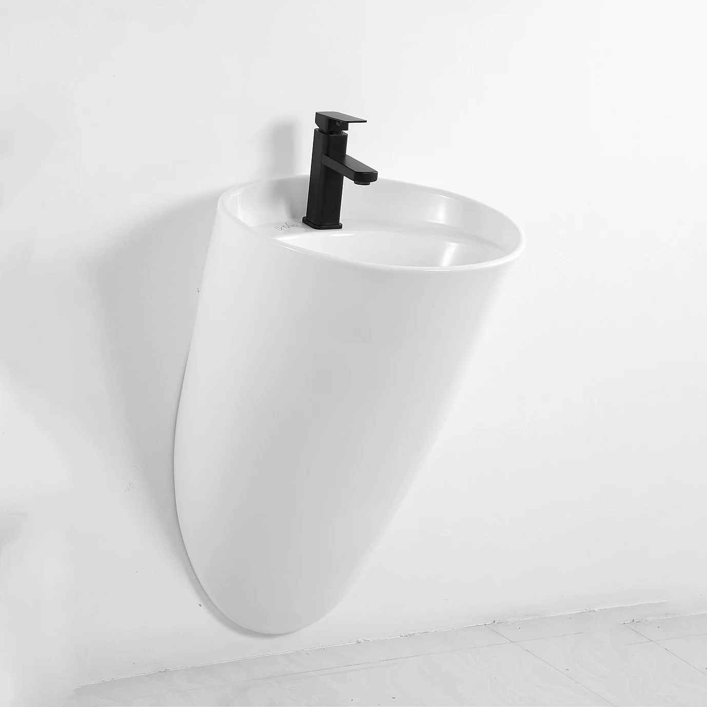 New design modern sanitary ware ceramic hand wash basin one piece wall mounted bathroom sink