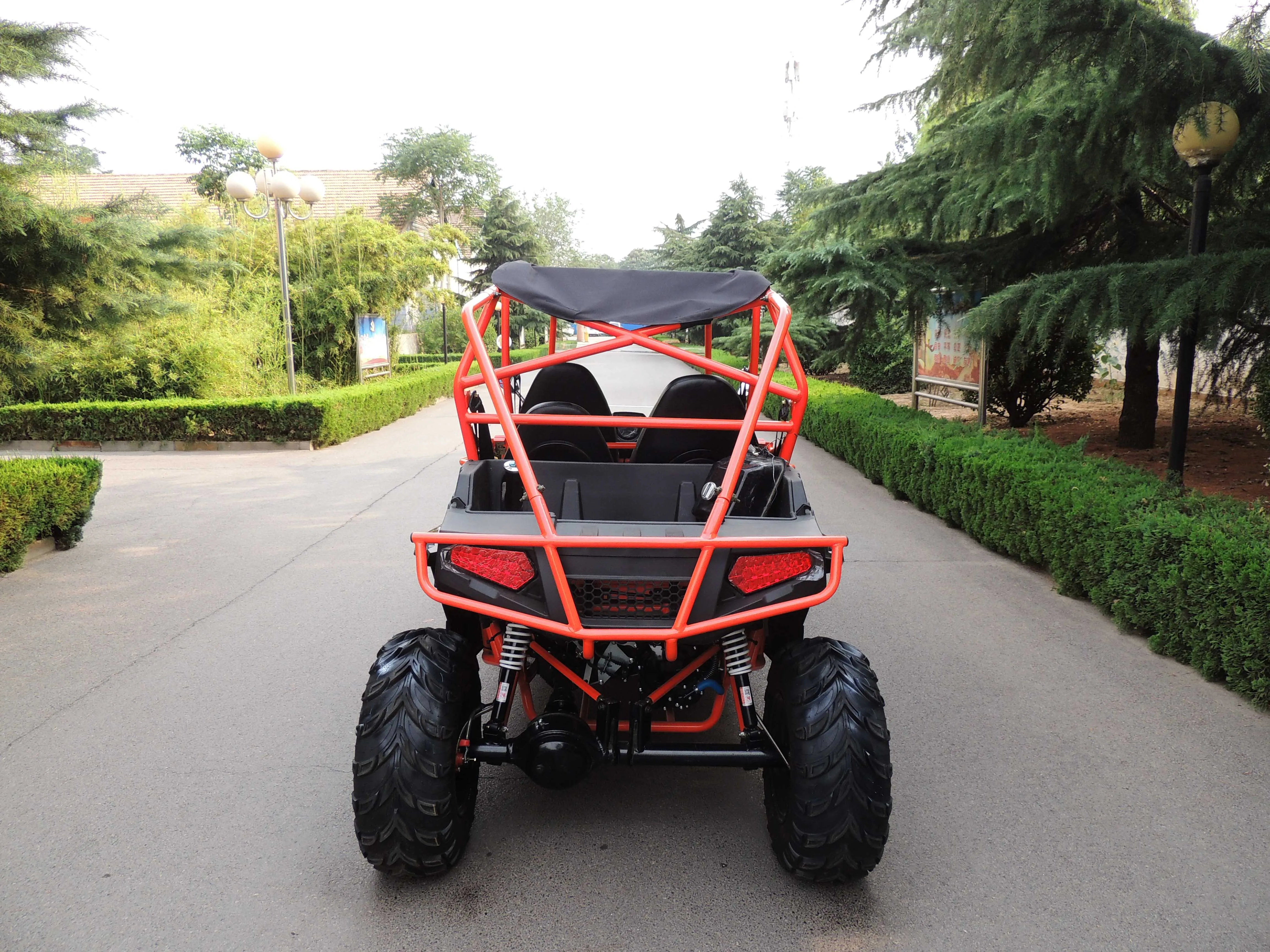 2024 cheap gas road legal buggies utv 400cc 4x2 four seater UTV