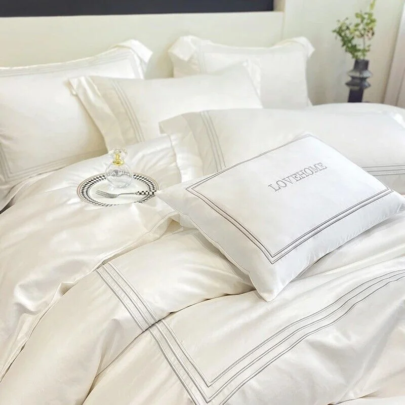 Percale Luxury 100% Cotton 200TC Embroidery Logo Duvet Cover Home Collection Queen Size Bedding Set