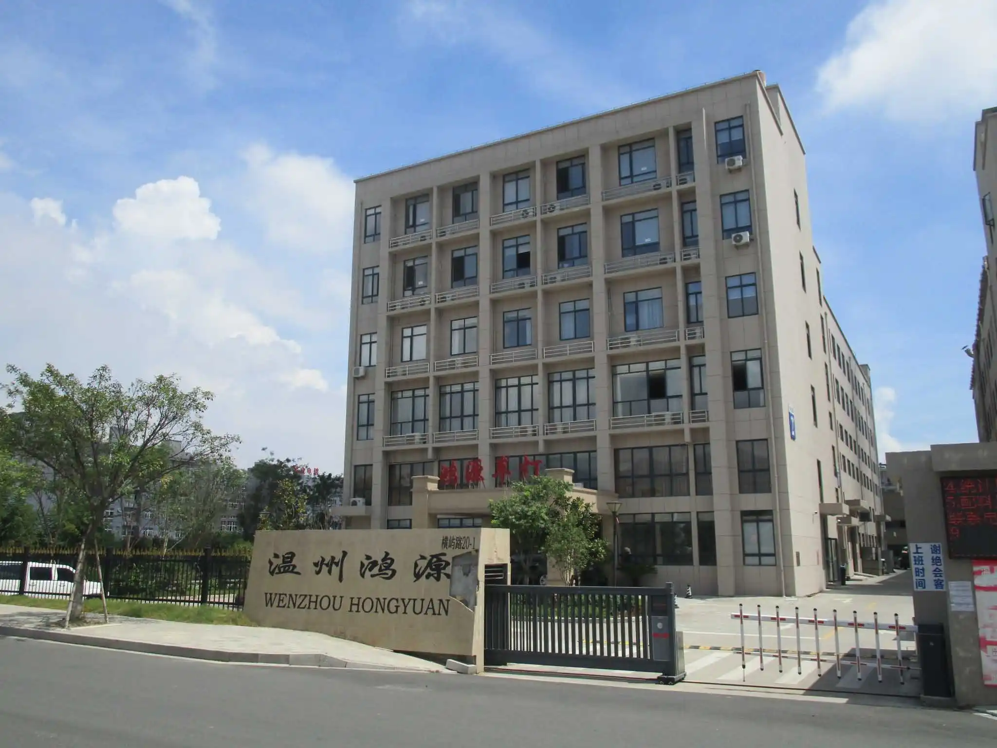 FOR MAZDA M6 2006 light bulbs H3  12V  55W auto parts auto spare parts