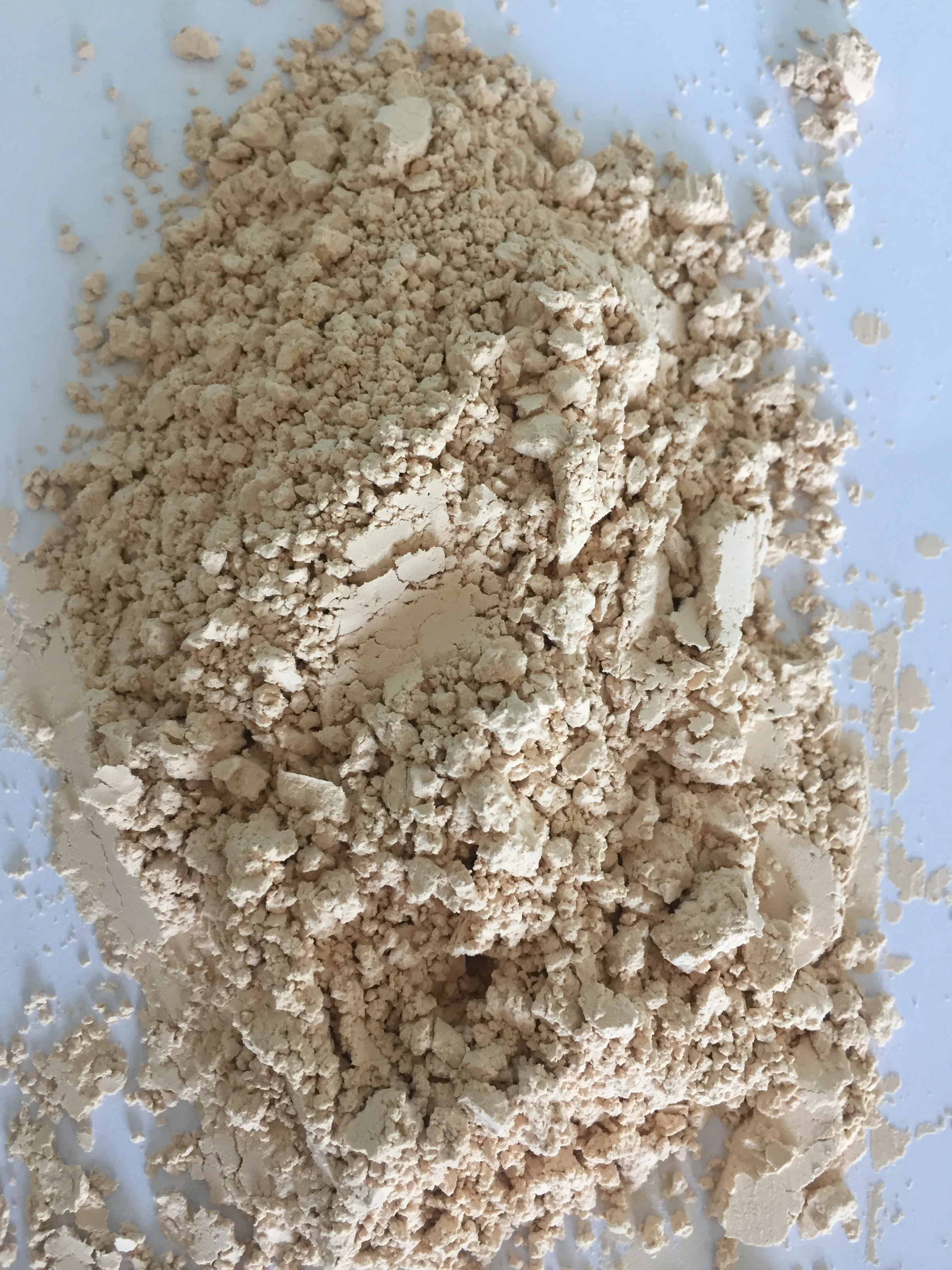 Factory price light pink light red color organic calcined filter aid diatomite