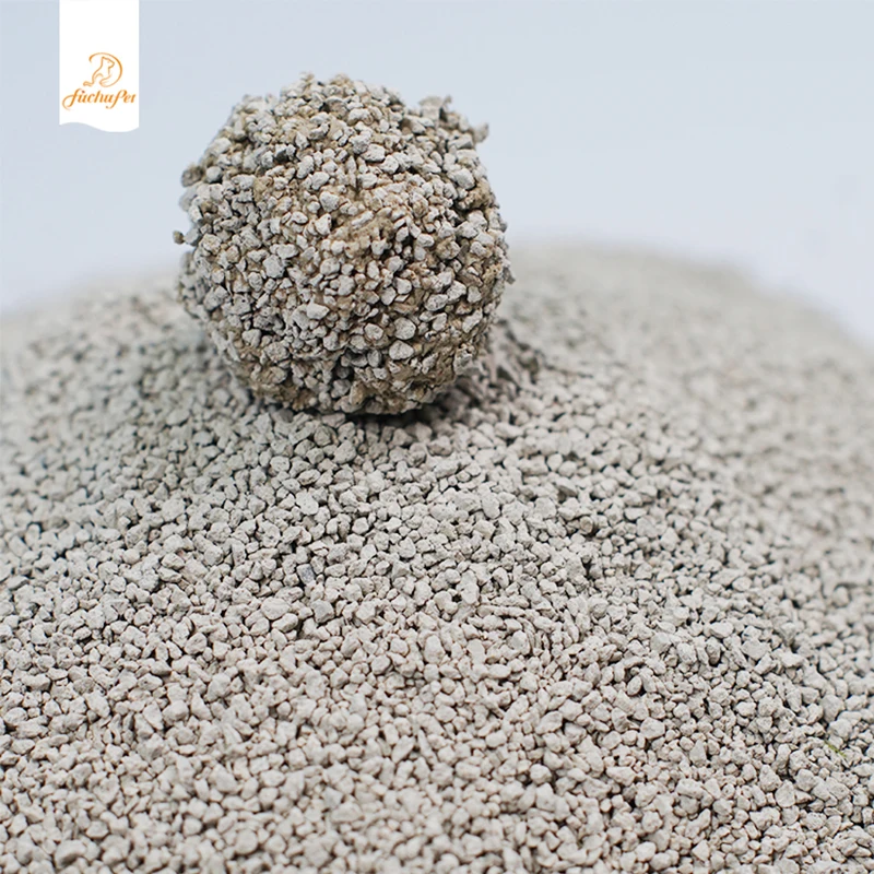 Natural Crushed Bentonite Cat Litter 1.5mm Granules with Zeolite Activated Charcoal Eco-Friendly Effective Cat Waste Management