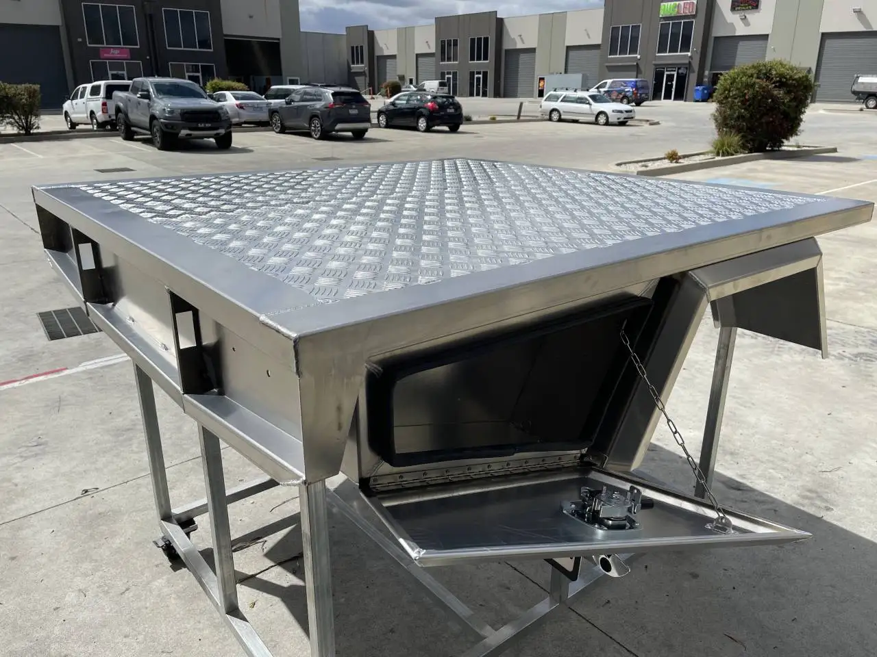Customized Dual Cab Aluminium Alloy Ute Tray Canopy Base Pick up truck conversion